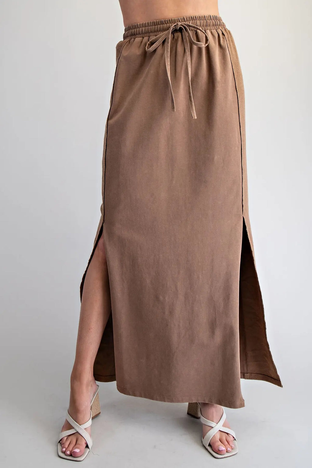 Eesome Ribbed Slit Maxi Skirt
