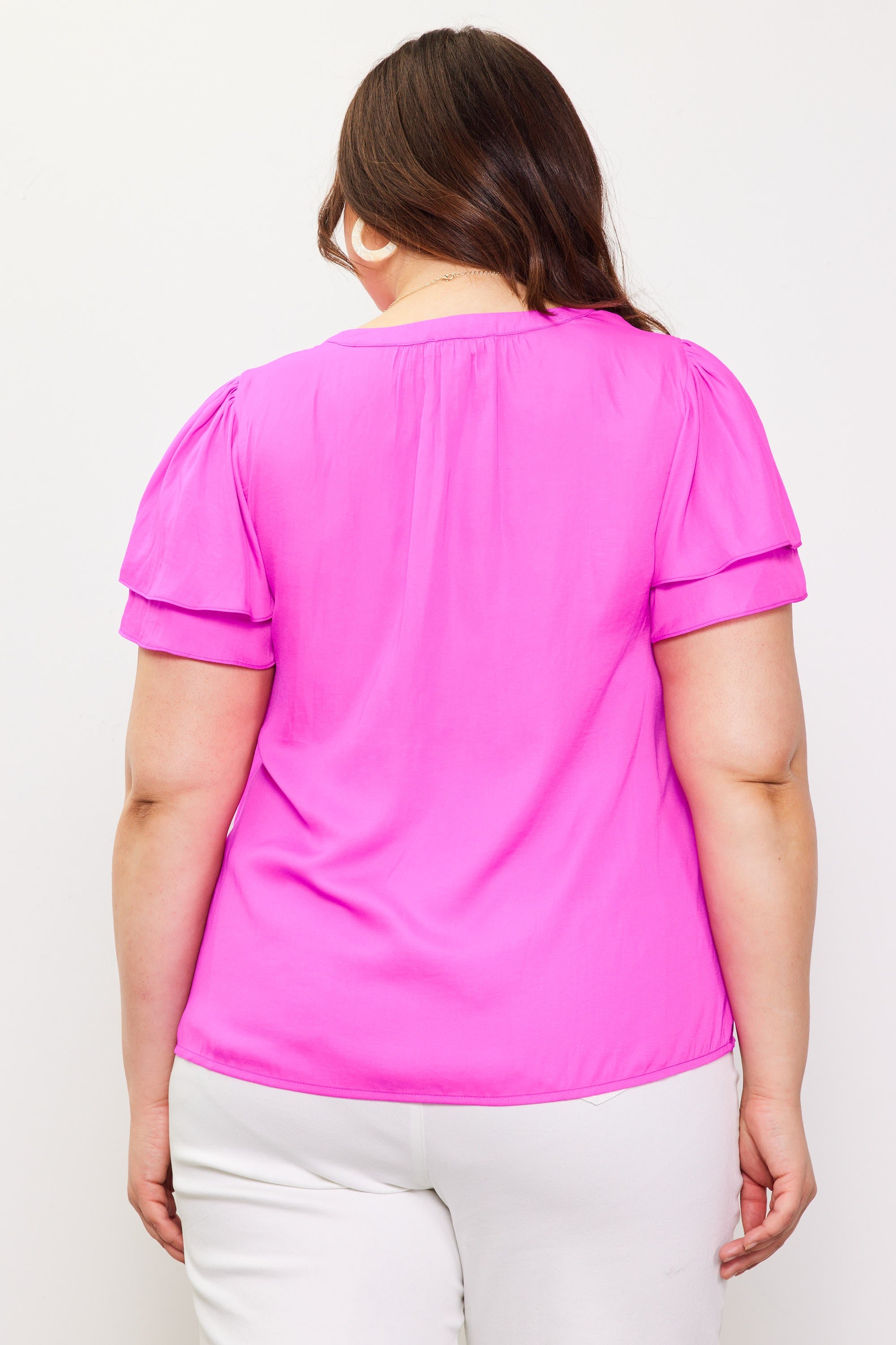 Skies Plus Size Neck Trim Detail Short Sleeve Top