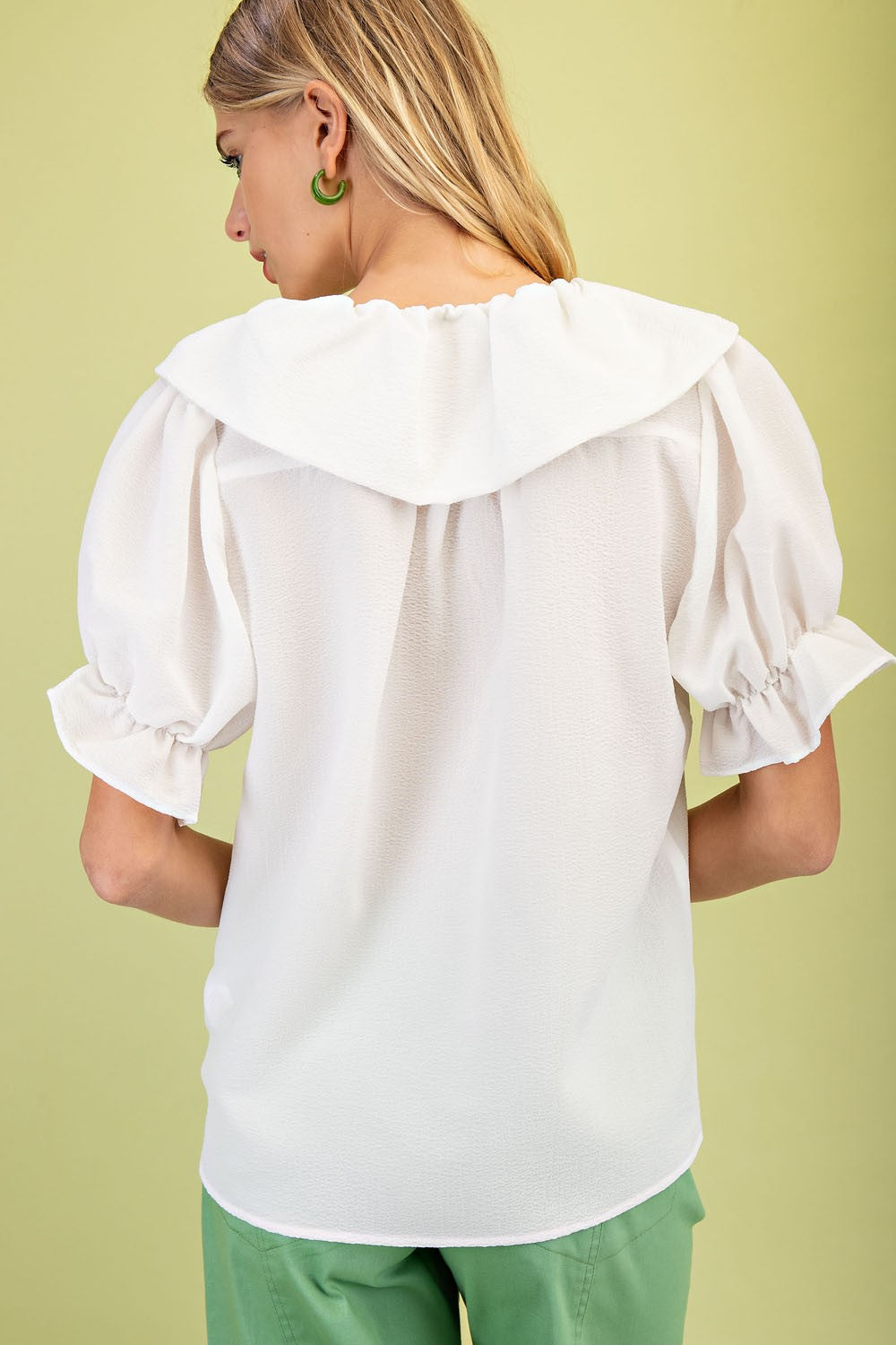 Gigio Button Up Blouse w/ Frilled Collar