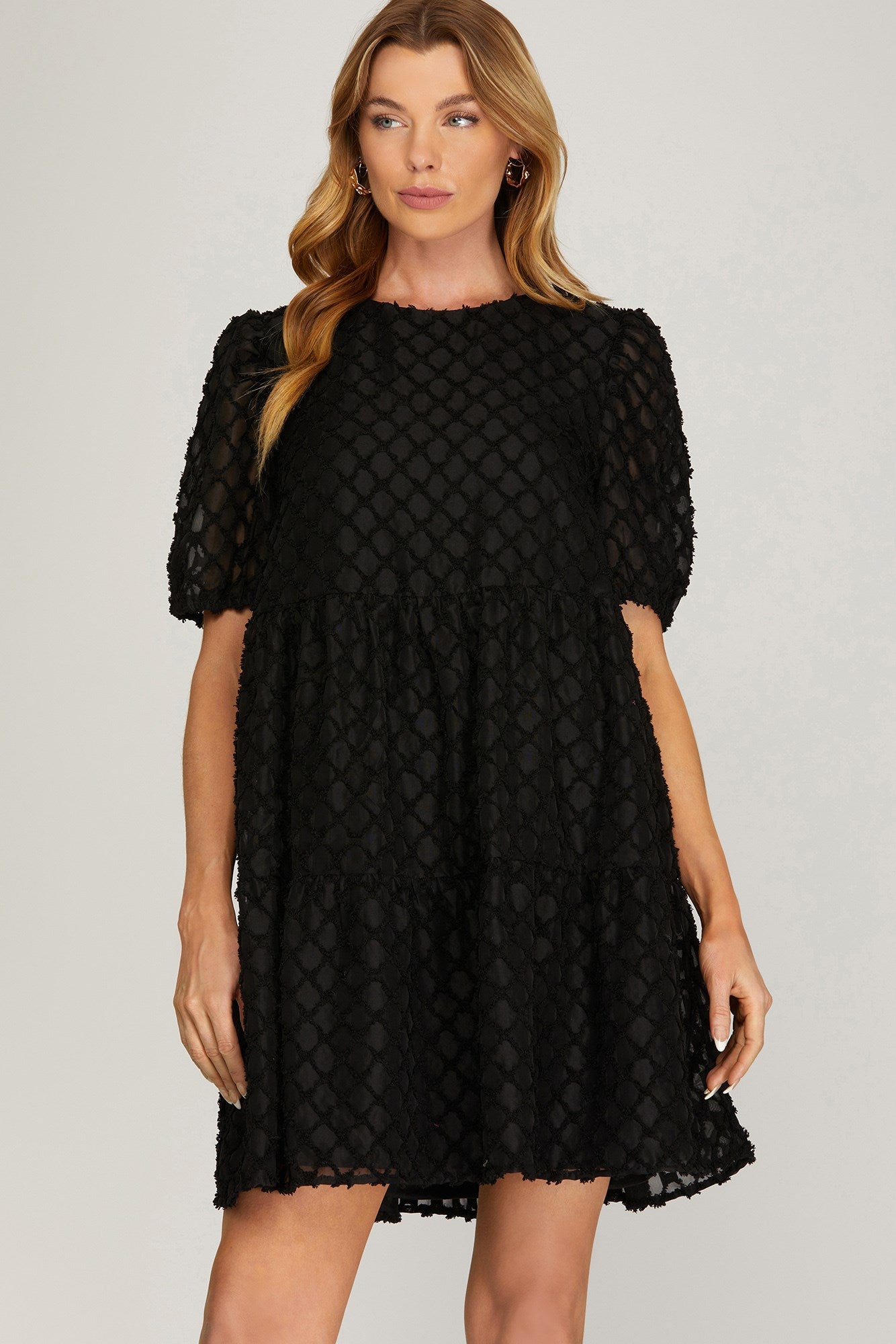 She & Sky Half Putt Sleeve Textured Woven Tiered Dress