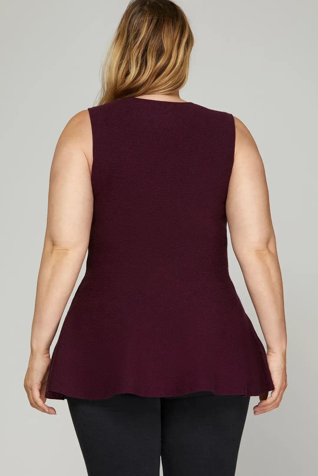 She&Sky Plus Sleeveless Peplum Sweater Top