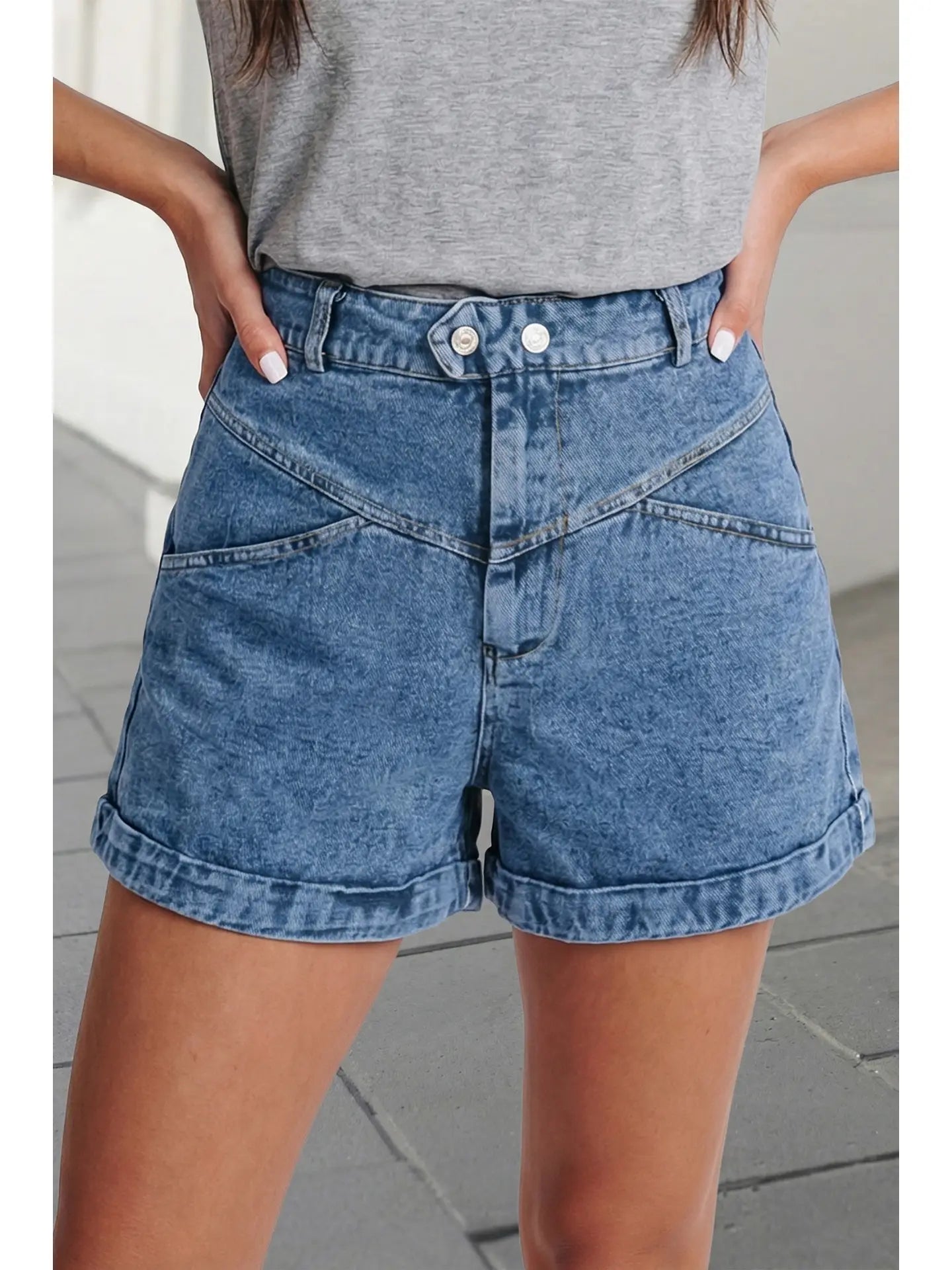 Aapparella Seam Detail Pocketed Cuffed Hem Denim Shorts