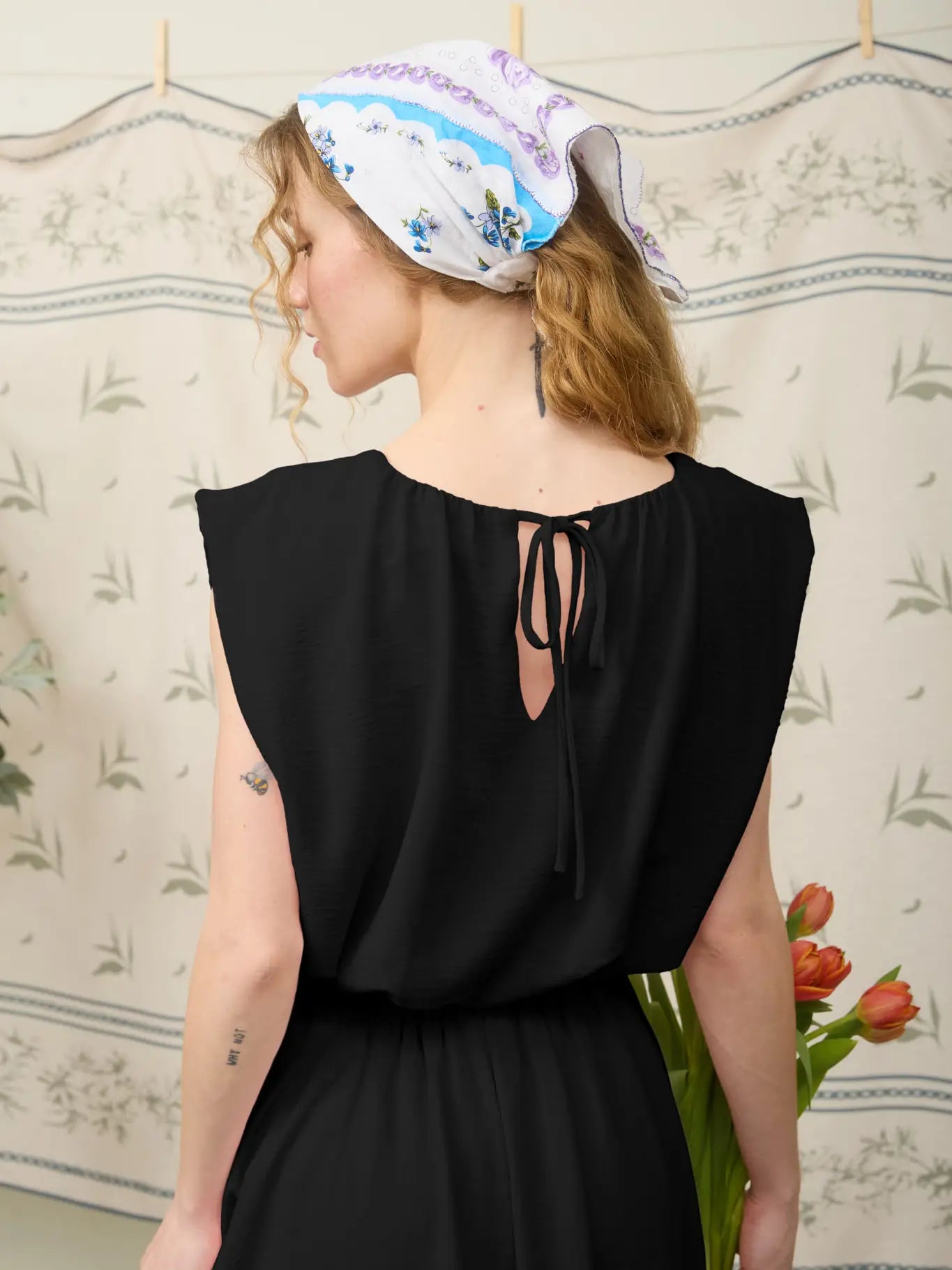 Blu Pepper Sleeveless Balloon Crop Top