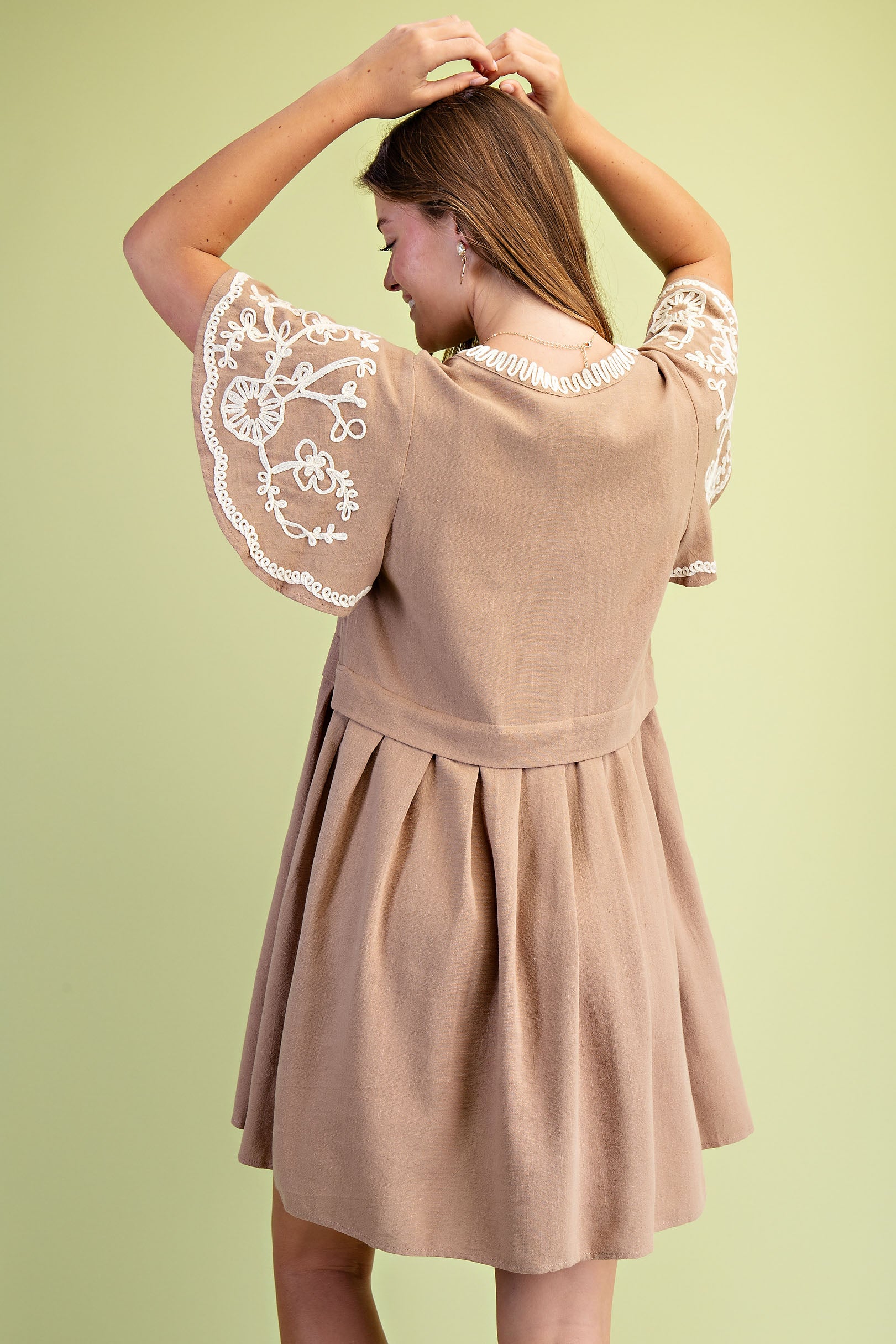 Gigio Embroidered Linen Flutter Slv Mini Dress