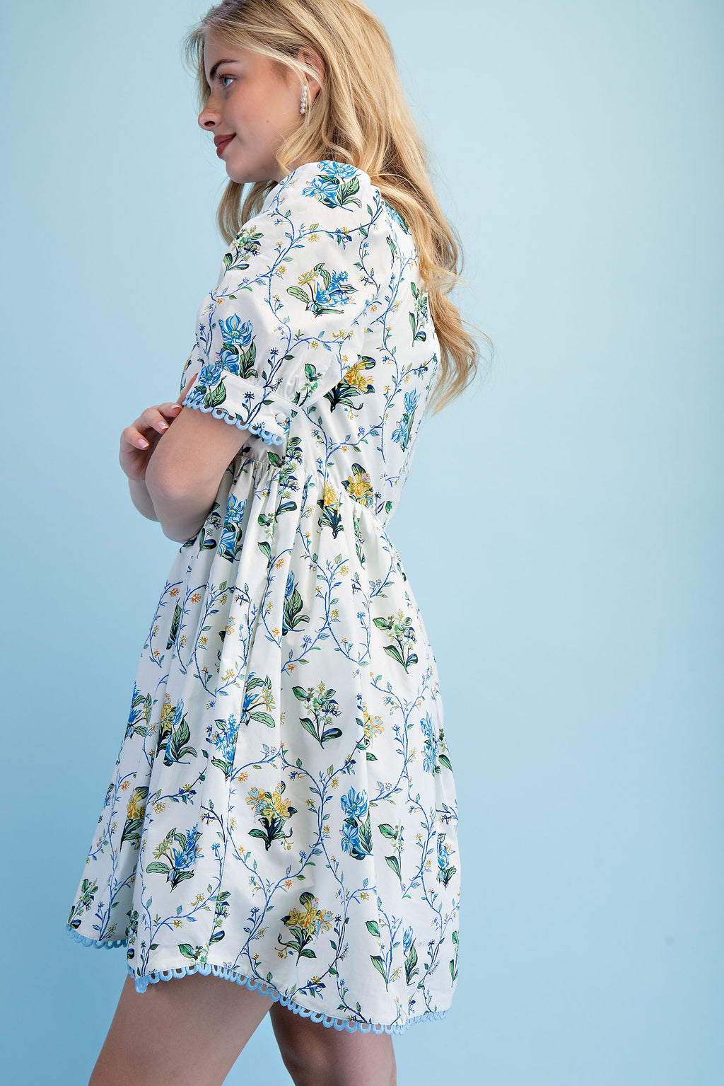 Gigio Winding Vine Floral Print Half Button Dress