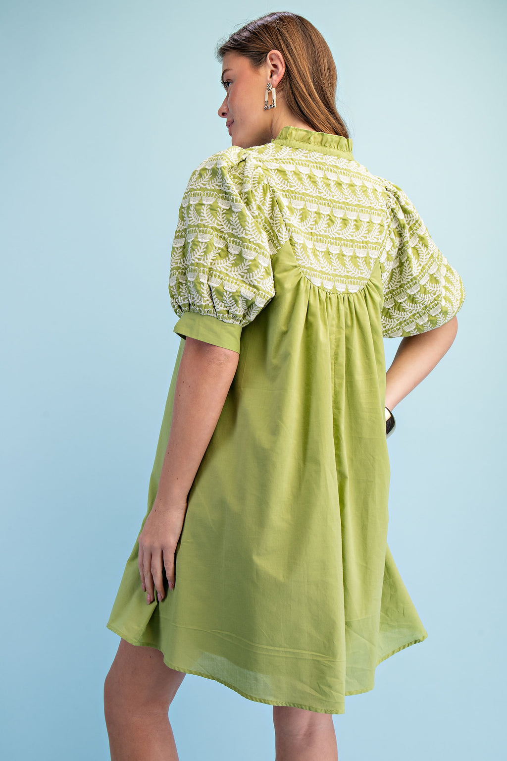 Gigio Floral Embroidered V Neck Dress w/ Puff Slvs