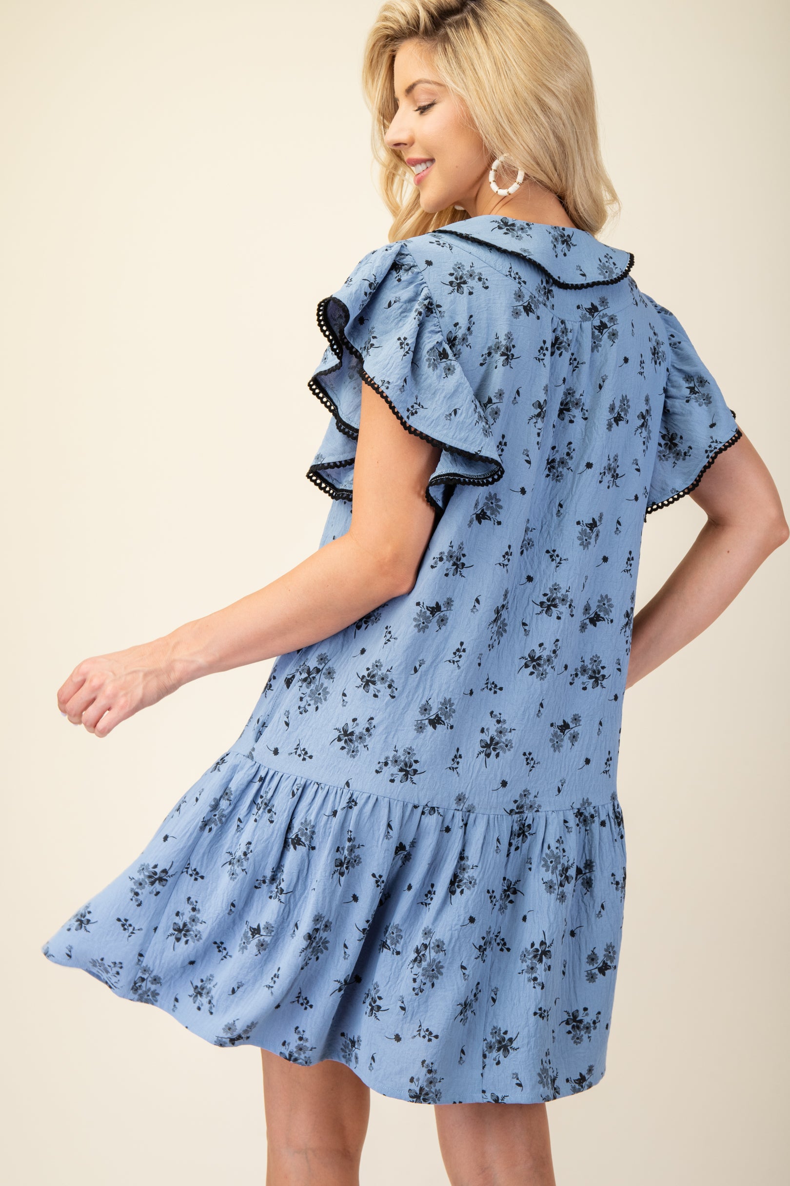 Gigio Vintage Floral Print Dress