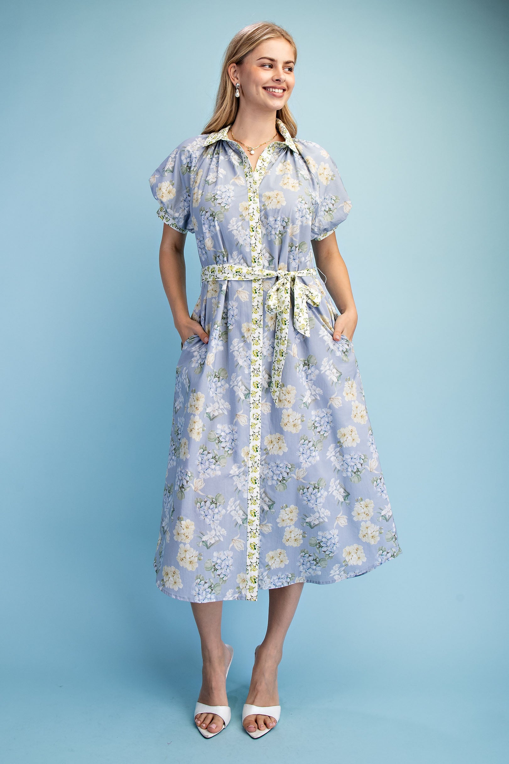 Gigio Floral Accent Print Puff Sleeve Midi Dress