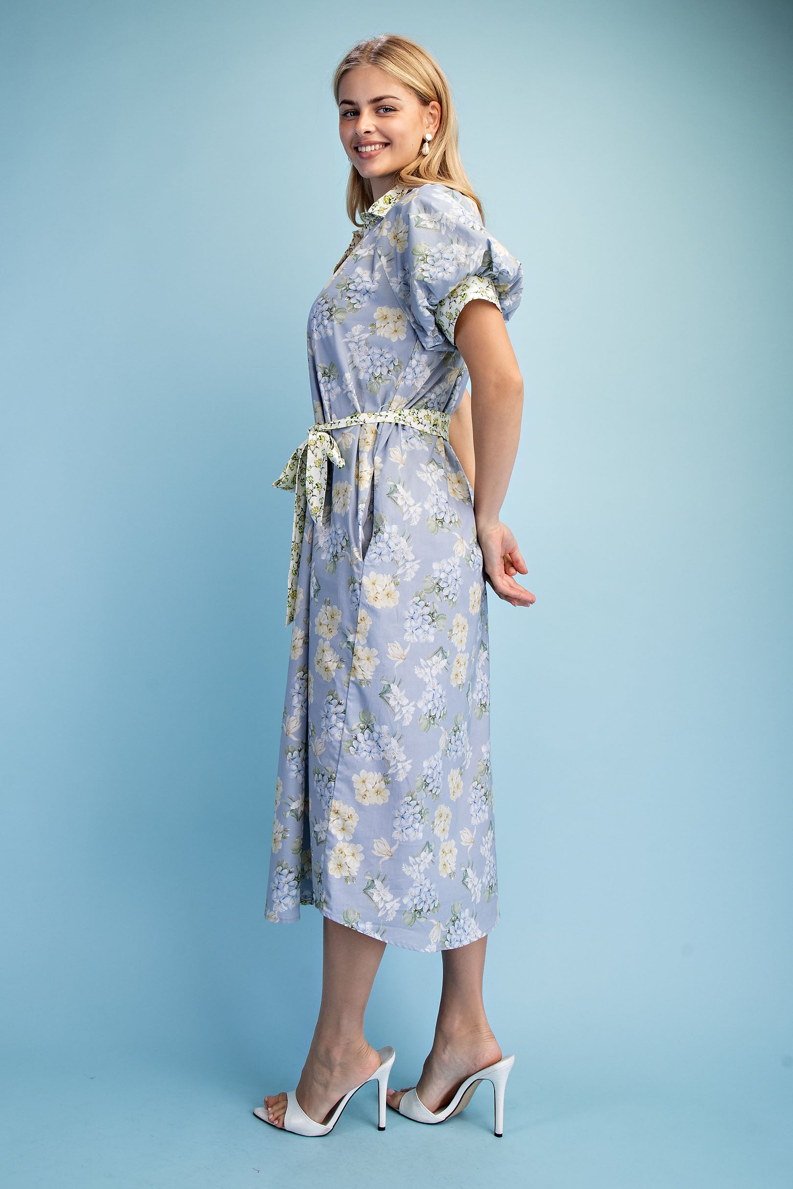 Gigio Floral Accent Print Puff Sleeve Midi Dress